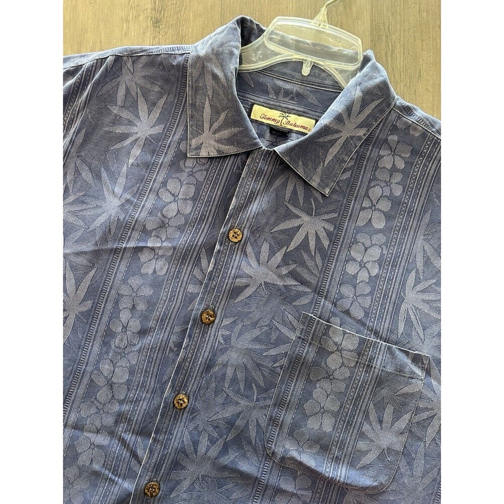 Tommy Bahama Mens Large Button Up Floral 100% Silk Relaxed Fit Short Sleeve